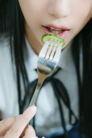 黄色电影免费提供_超清免费播放