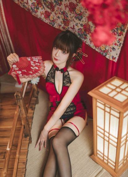 日韩美女乱淫免费看视频大黄_高清国产国语三级