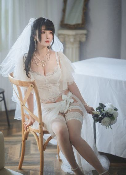 美女性侵视频_完整版电影在线观看