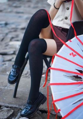 人妻与公车疯狂做爰_BD国语在线视频播放